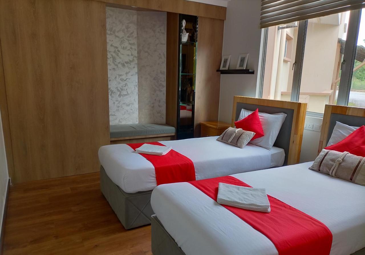 Seri Bayu Resort Hotel Sungai Pelek Zewnętrze zdjęcie