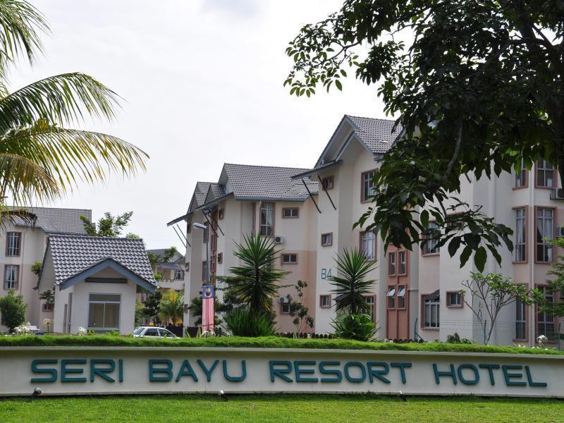 Seri Bayu Resort Hotel Sungai Pelek Zewnętrze zdjęcie