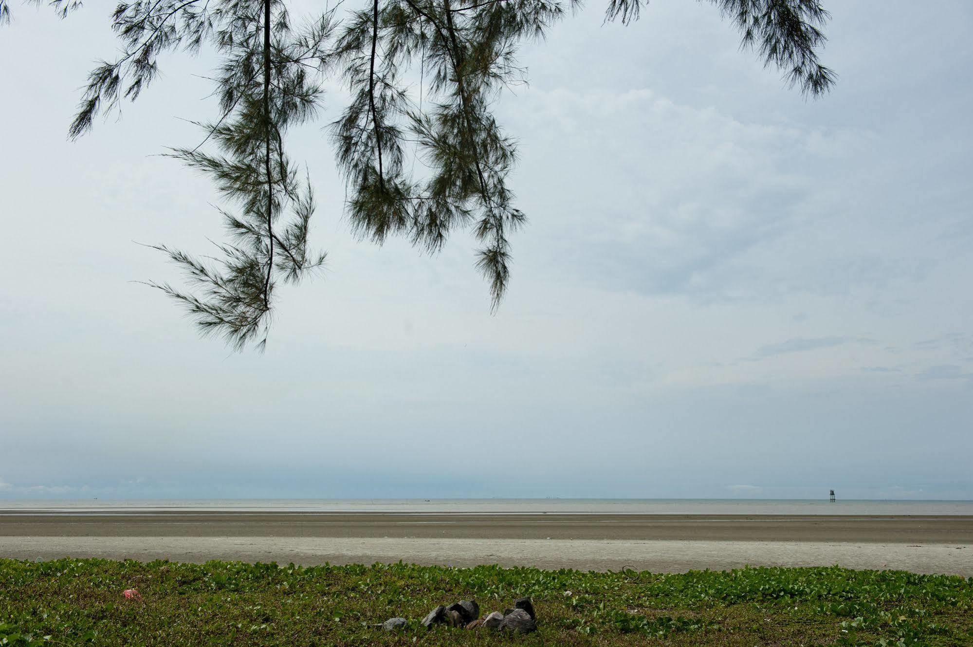 Seri Bayu Resort Hotel Sungai Pelek Zewnętrze zdjęcie